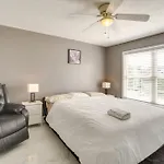 Cozy Home In Louisville Near Bardstown Road!