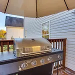 Cozy Home In Louisville Near Bardstown Road!