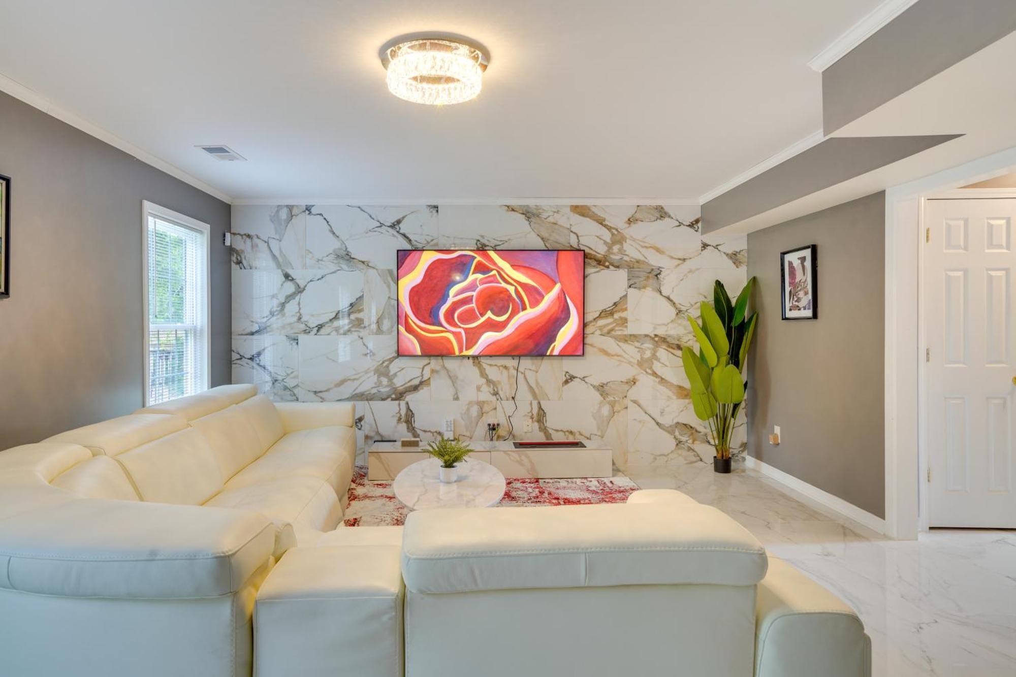 Cozy In Near Bardstown Road! *